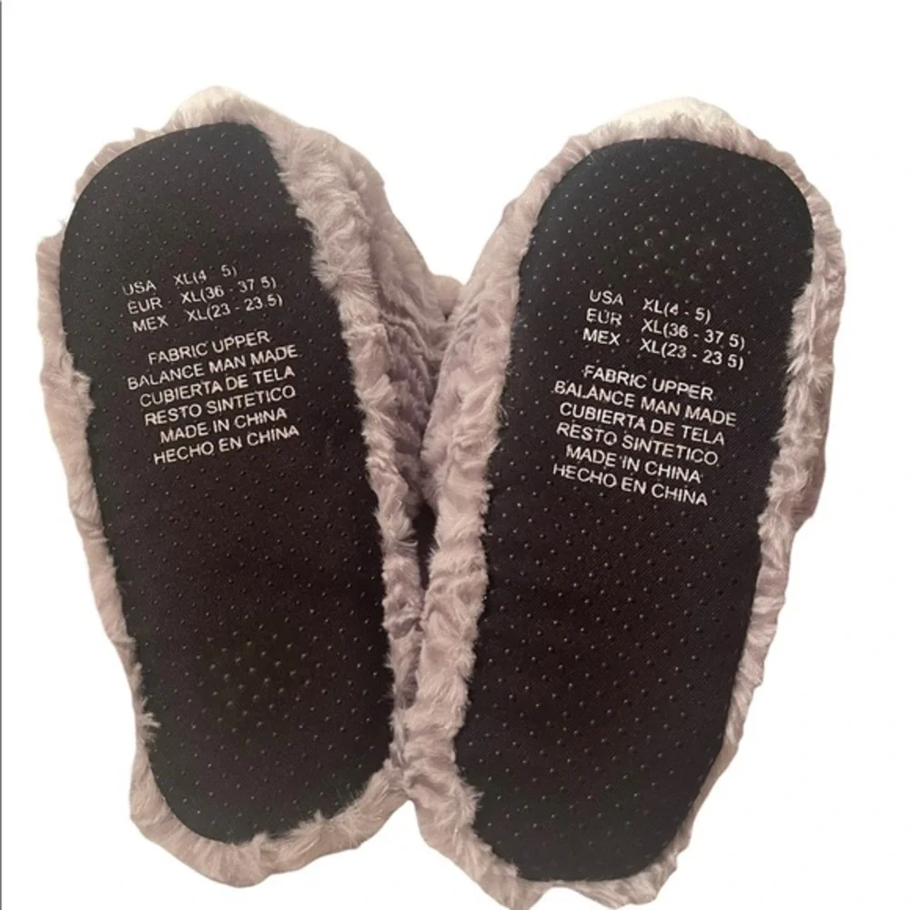 Dan Dee Collectors Choice Animal Slippers Kitty Cat NWOT